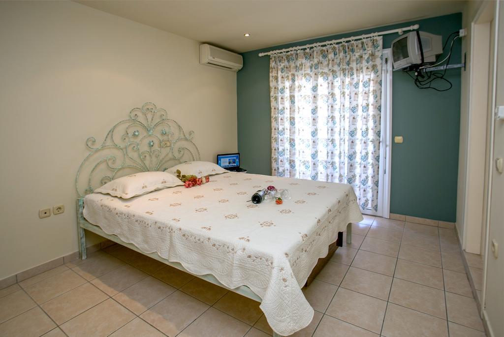 Studios Akrogiali Limenaria  Room photo